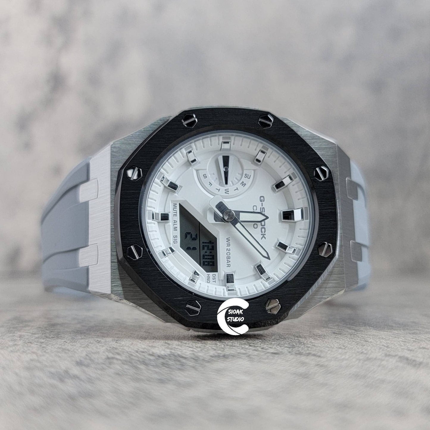 Casioak Mod Watch Black Silver Case Gray Rubber Strap White Silver Time Mark White Dial 44mm- Casioak Mod Casio G-Shock Royal Oak Custom Mens Luxury Watches Ga2100