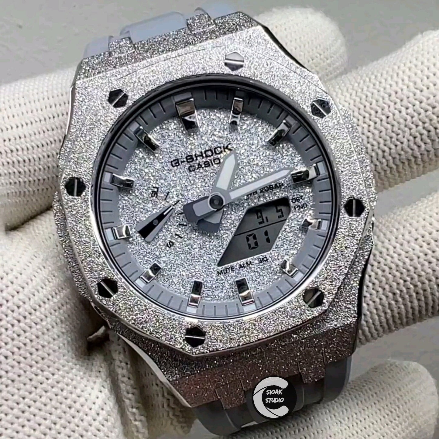 Casioak Mod Watch Frosted Silver Case Grey Strap Grey Silver Time Mark Silver Grey Dial 44mm  Men- Casioak Mod Casio G-Shock Royal Oak Custom Mens Luxury Watches Ga2100