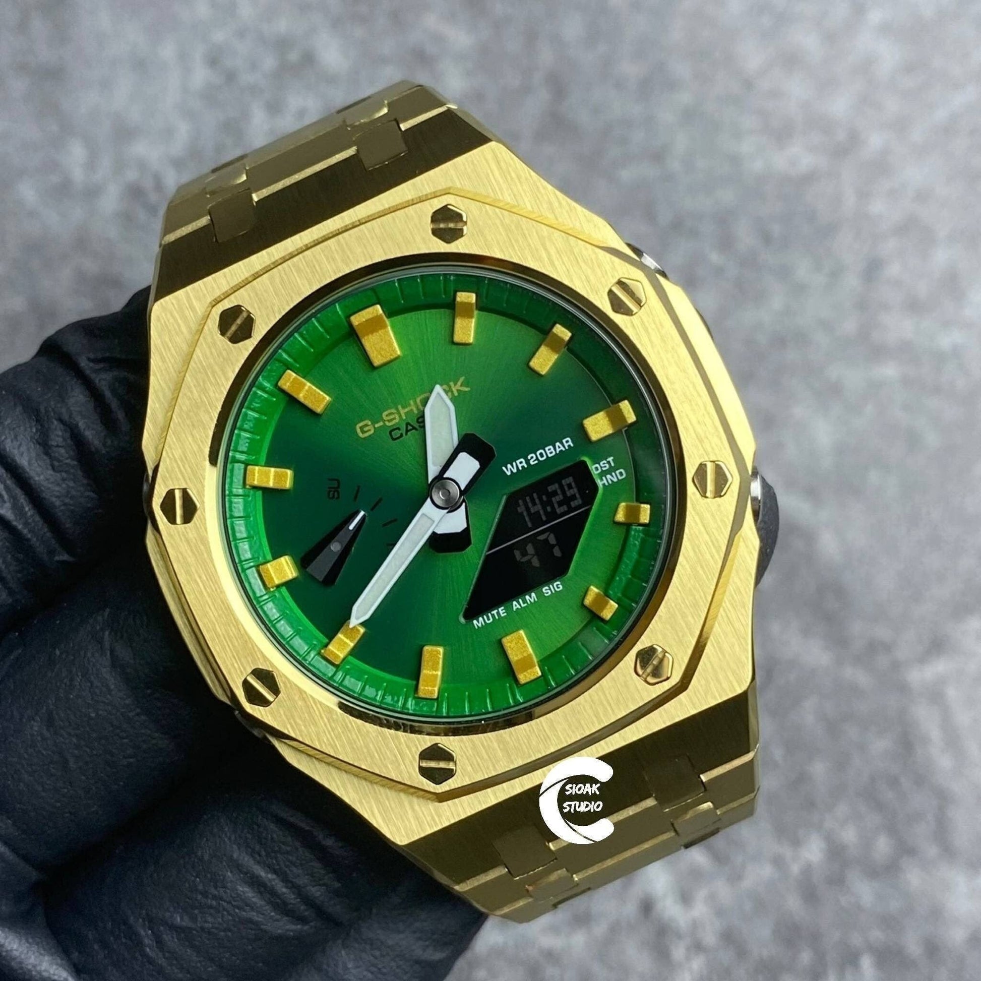 Casioak Mod Watch Gold Case Metal Strap Green Gold Time Mark Green Dial 44mm- Casioak Mod Casio G-Shock Royal Oak Custom Mens Luxury Watches Ga2100