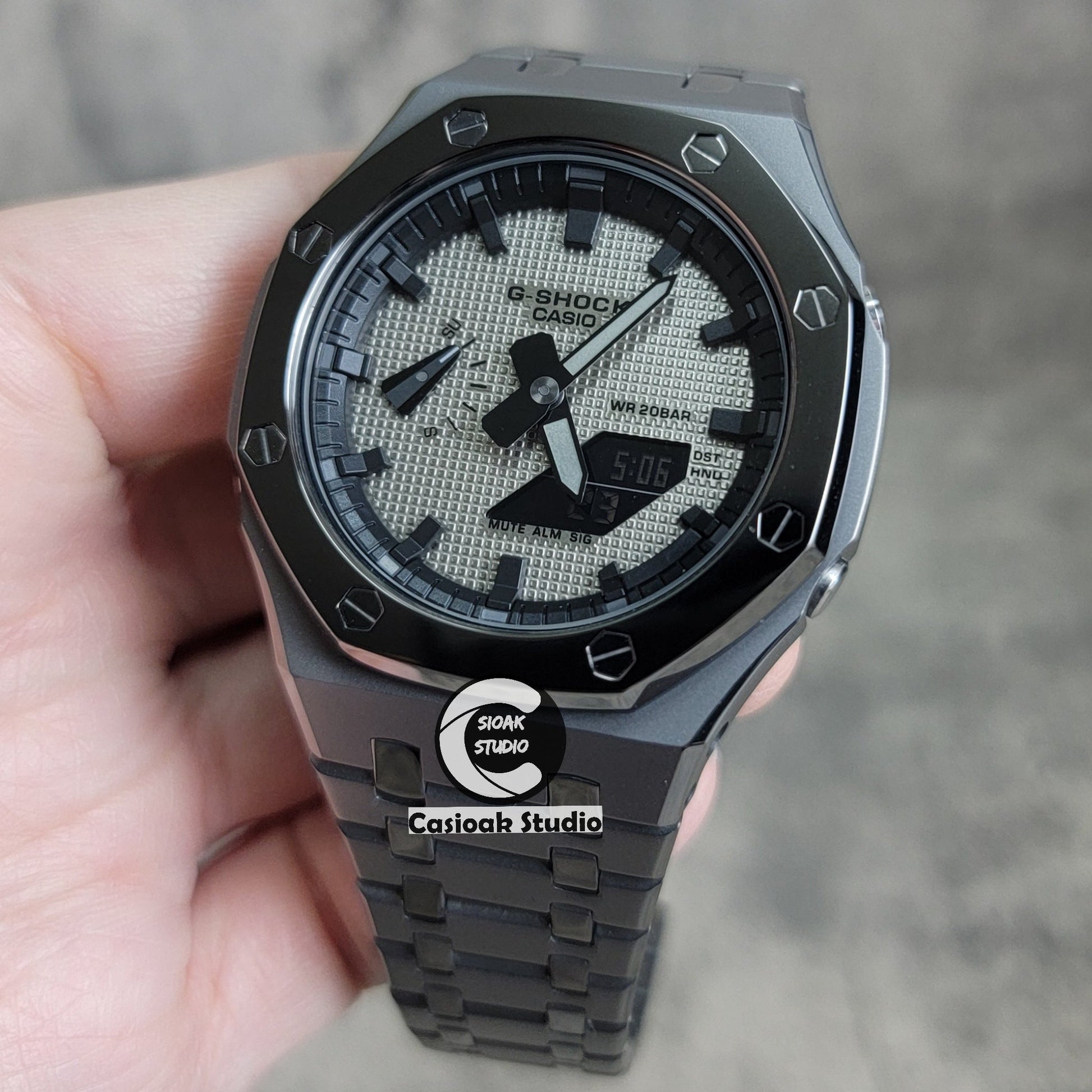 Casioak Mod Watch Polished Gray Case Metal Strap Black Time Mark Gray Waffle Dial 44mm- Casioak Mod Casio G-Shock Royal Oak Custom Mens Luxury Watches Ga2100