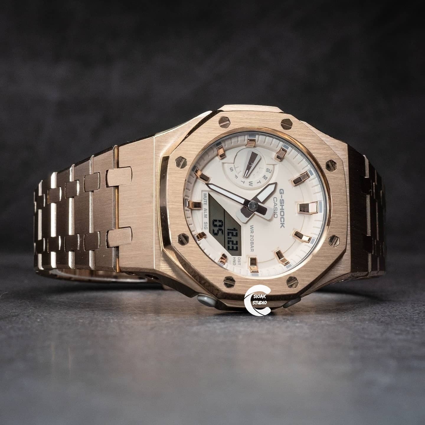 Casioak Mod Watch Rose Gold Case Metal Strap Beige Rose Gold Time Mark Beige Dial 42mm- Casioak Mod Casio G-Shock Royal Oak Custom Mens Luxury Watches Ga2100