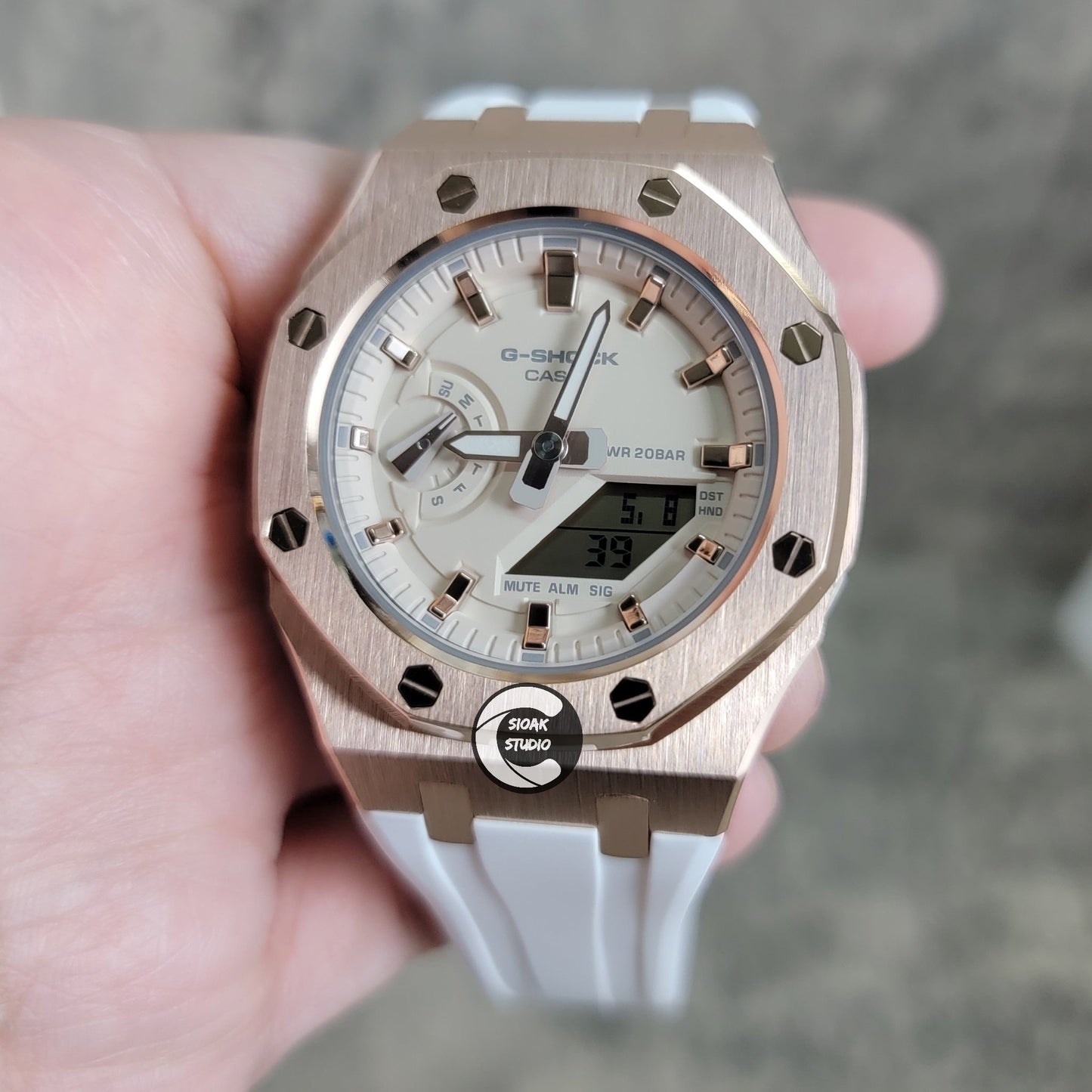 Casioak Mod Watch Silver Case White Rubber Strap Beige Rose Gold Time Mark Beige Dial 42mm- Casioak Mod Casio G-Shock Royal Oak Custom Mens Luxury Watches Ga2100