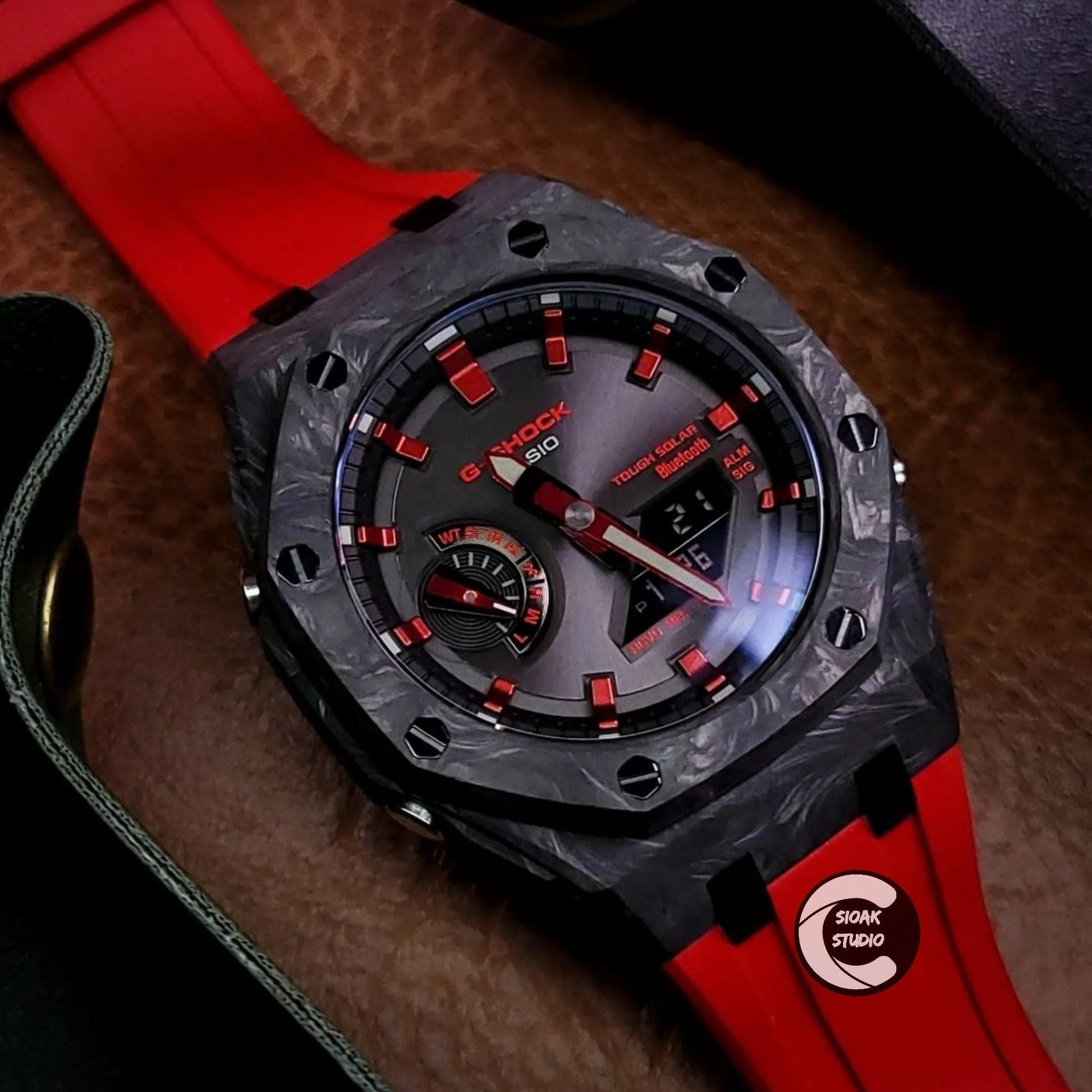 Casioak Mod Watch Solar Bluetooth Carbon Fiber Offshore Superior Black Case Red Strap Black Red Time Mark Black Dial 44mm- Casioak Mod Casio G-Shock Royal Oak Custom Mens Luxury Watches Ga2100